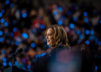 Kamala Harris Endorses Marijuana Legalization