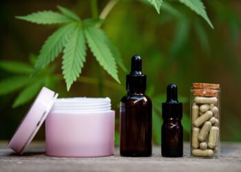 New Study Shows Men Prefer Smoking Weed, Women Prefer Other Methods Of Consuming